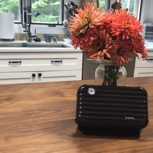 Lufthansa Rimowa Men’s Dark Brown First Class Amenity Kit - All Contents